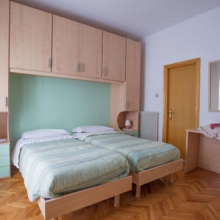 Albergo Italia Molveno Esterno foto