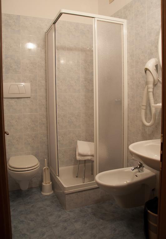 Albergo Italia Molveno Camera foto